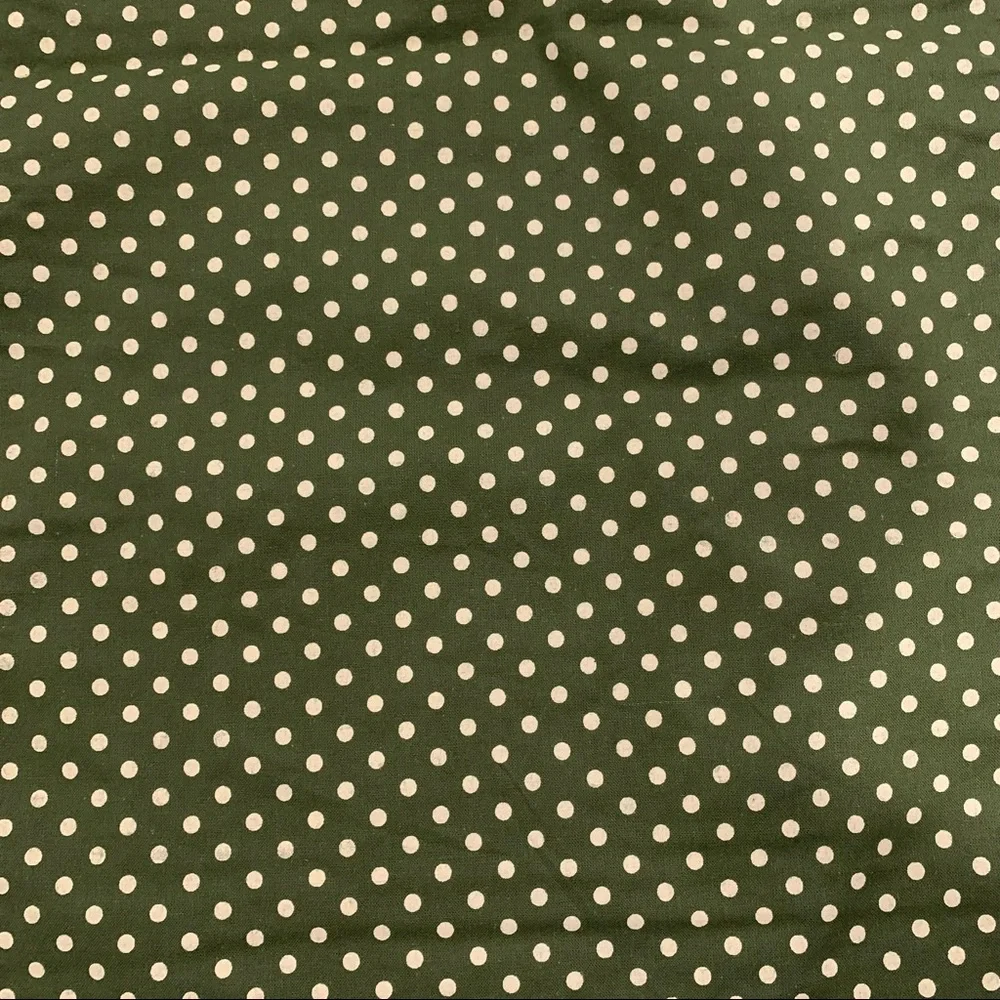 Christmas Table Runner - Picture 4 of 5